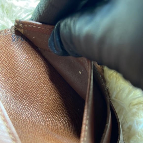 LOUIS VUITTON MONOGRAM ELISE wallet - Picture 11 of 11